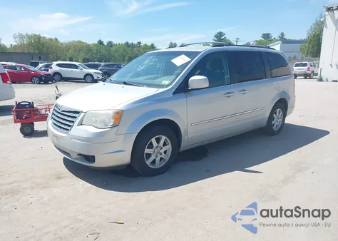 2010 Chrysler Town & Country Touring из США, поврежденный, VIN 2A4RR5D1XAR289497